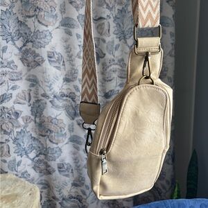 Classic Neutral Crossbody Sling Bag - Cream